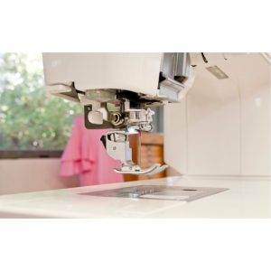 Machine à coudre Elna eXcellence 720PRO