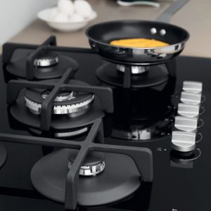 Table de cuisson à gaz 5 feux ING 72T/BK- INDESIT