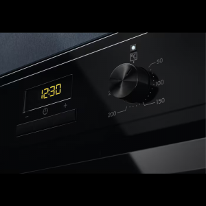 Four AquaClean 600 SurroundCook®EOF3H40TH – ELECTROLUX