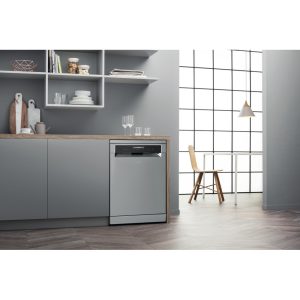 Lave-vaisselle 15 couverts  LFP5P31WLTOX60HZ – ARISTON