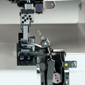 Surjeteuse Elna eXtend 845